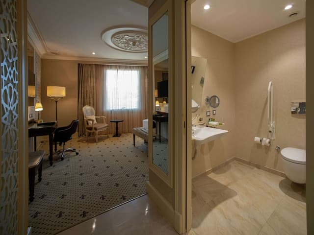 Room, 1 Queen Bed, Accessible