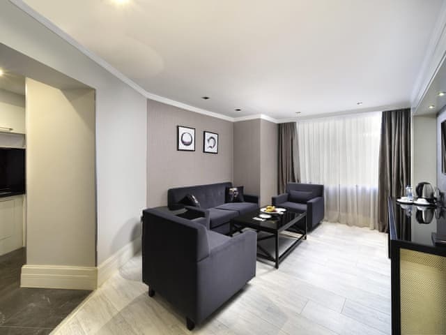 Executive Suite, 1 Double Bed, City View