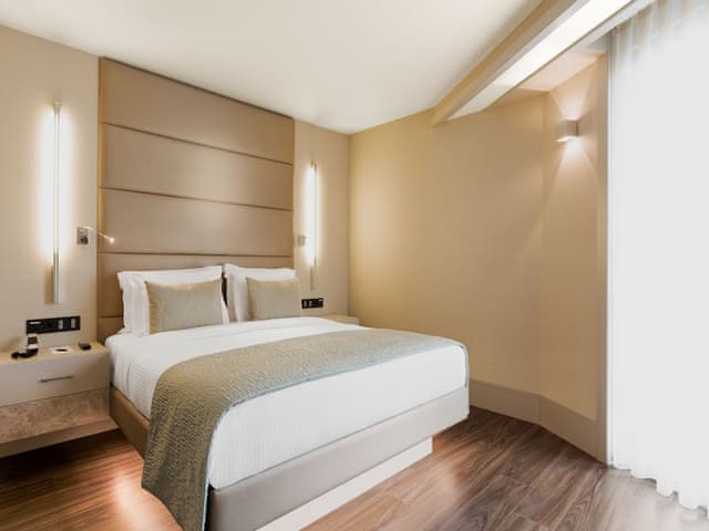 Junior Süit, 1 King Yataklı