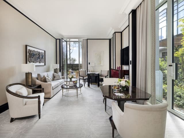 Superior Suite With Garden, 1 King Bed with Sofa Bed