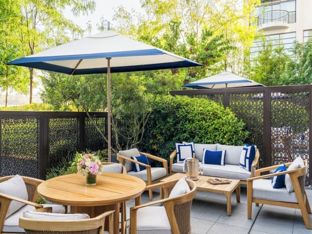 Grand Deluxe Room With Garden, 1 King Bed