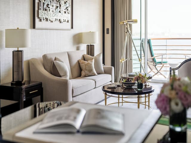 Superior Bosphorus Suite, 1 King bed with Sofa Bed