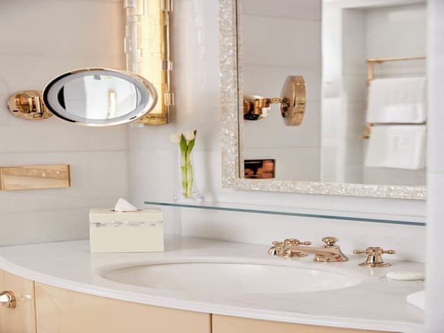 Superior Room, 1 King Bed