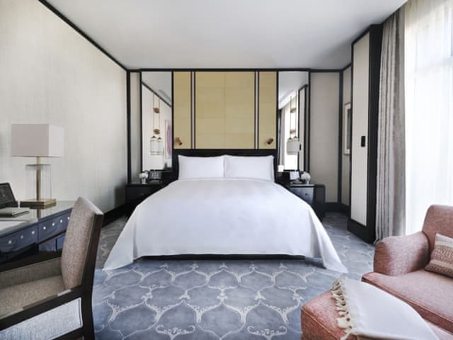 Superior Room, 1 King Bed