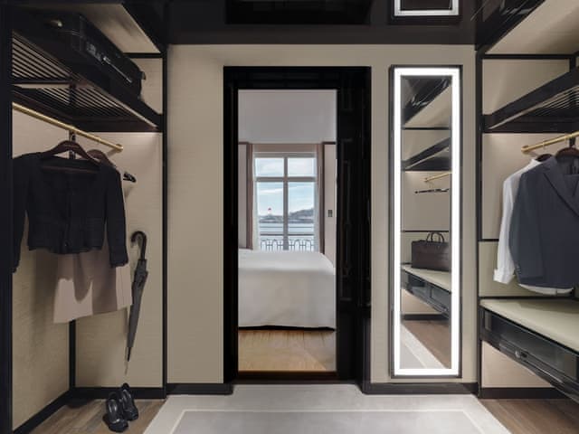 Executive Bosphorus Suite, 1 King bed