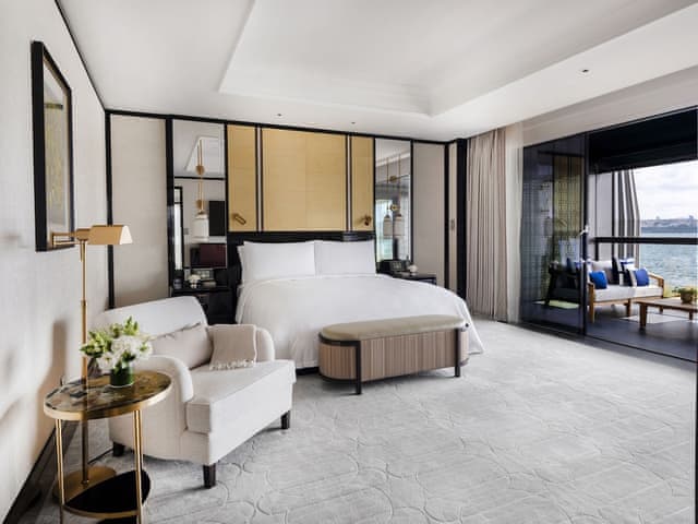 Premier Bosphorus Suite With Balcony, 1 King Bed