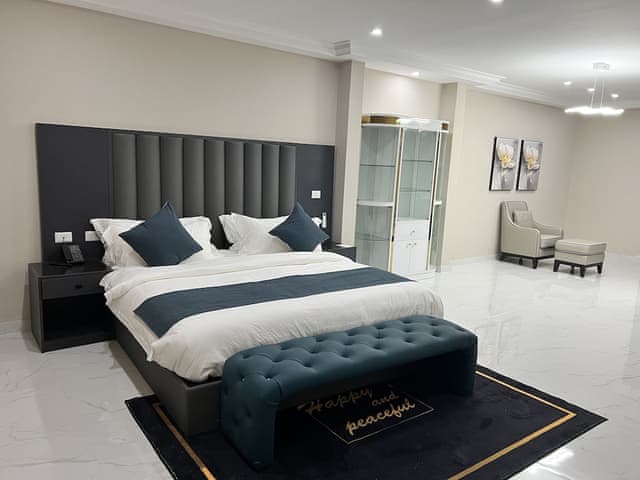 Premium Club Room with Pool