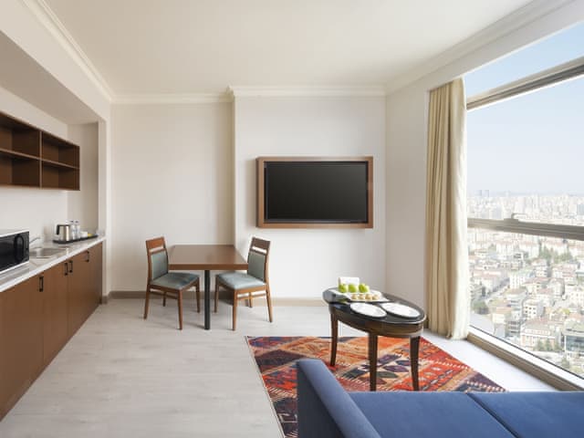 Suite, Multiple Beds