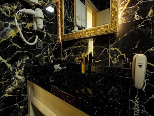 Jakuzili Family Suite 1+1