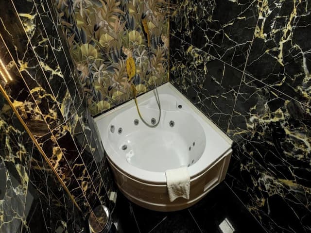 Jakuzili Family Suite 1+1