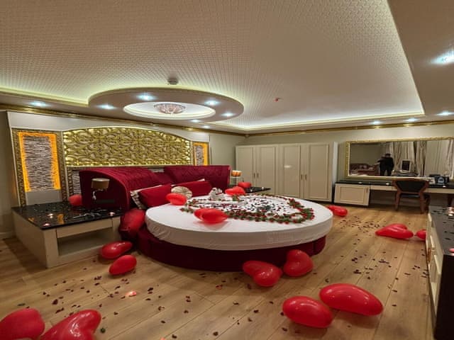 Queen Suite Jakuzili