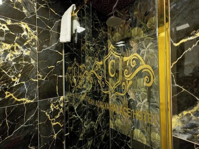 Deluxe iki Ayri Yatakli Oda