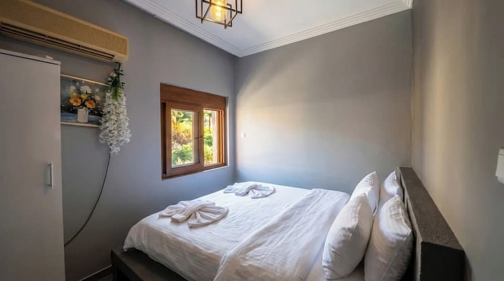 Stone House Foca Butik Otel