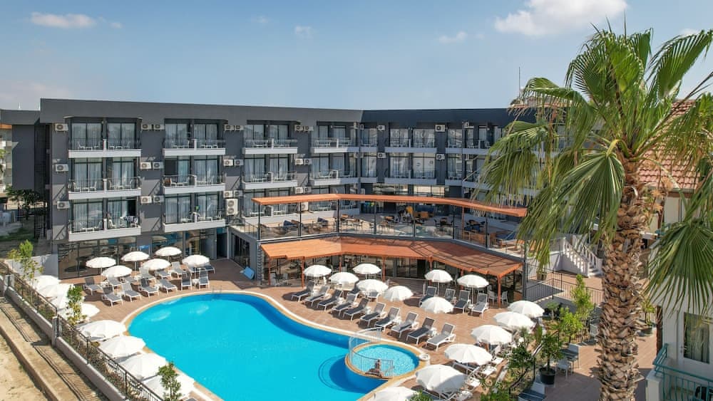 Clover Magic Park Side Otel