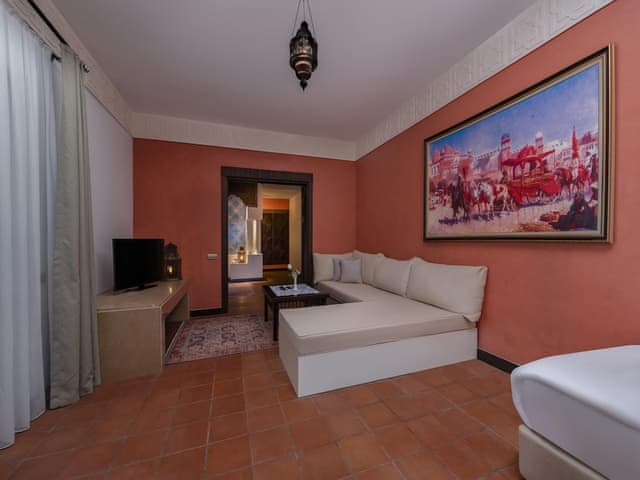 Sultan Suite with Jacuzzi