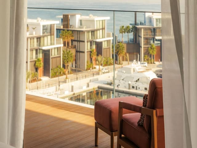 Marina Deluxe Suite - Butler Service, Iliana Pool Club Access, 31 sqm Terrace with Marina Views
