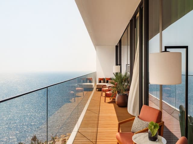 Ocean Deluxe Suite - Butler Service, Iliana Pool Club Access, 31 sqm Terrace with Burj Al Arab Views