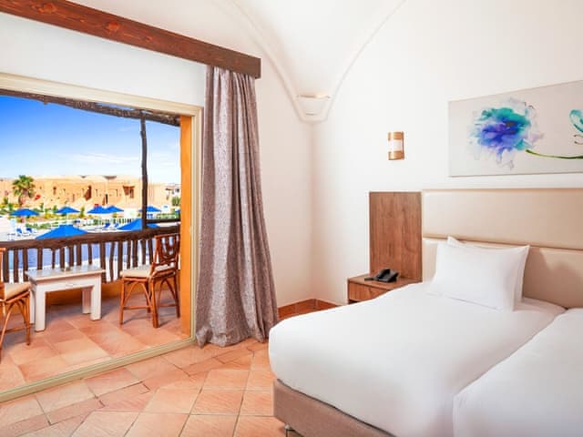 Superior Double or Twin Room, Pool View