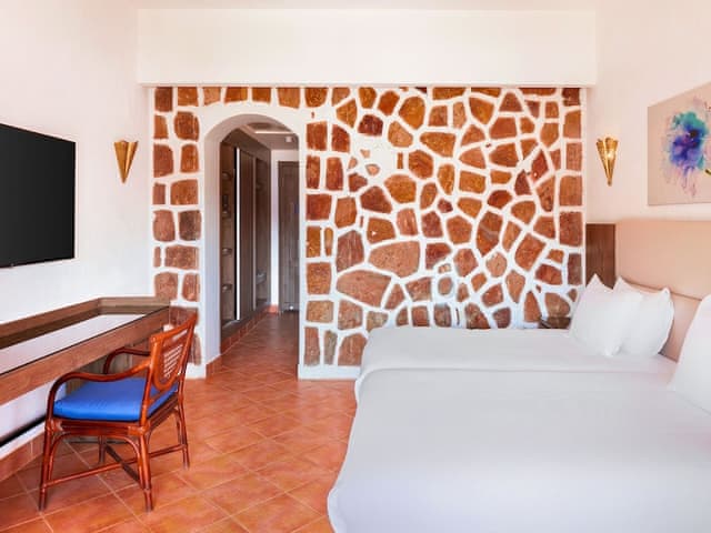 Deluxe Double or Twin Room, Pool View