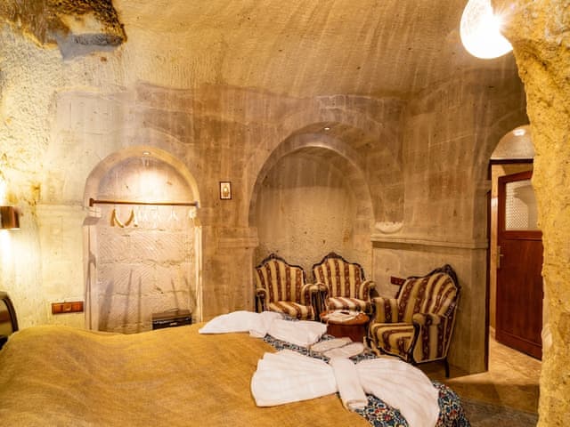 Delüks Üç Kişilik Oda