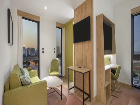 Room, 1 King Bed with Sofa bed, Smoking, Corner