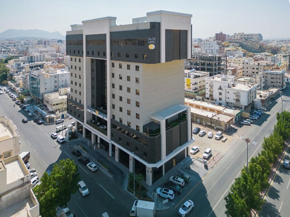 Manazel Al Ain Koam ( SUN & MOON Bacca Hotel before)