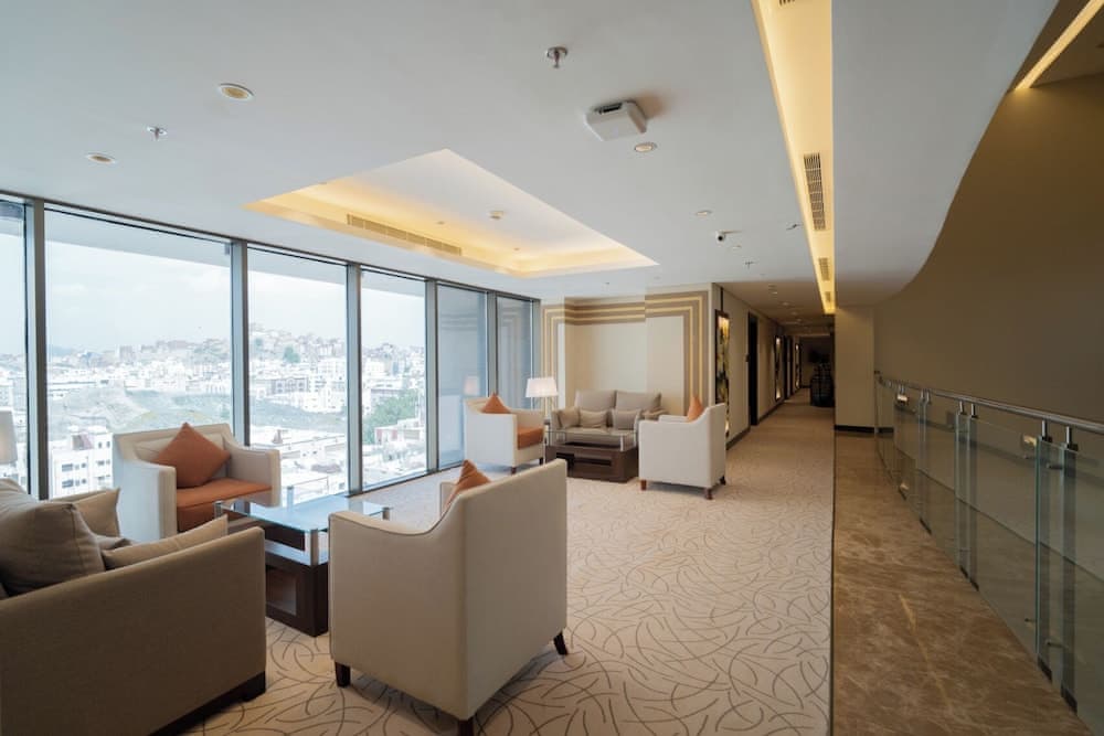 Manazel Al Ain Koam ( SUN & MOON Bacca Hotel before)