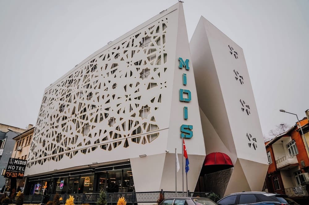 Midis Otel