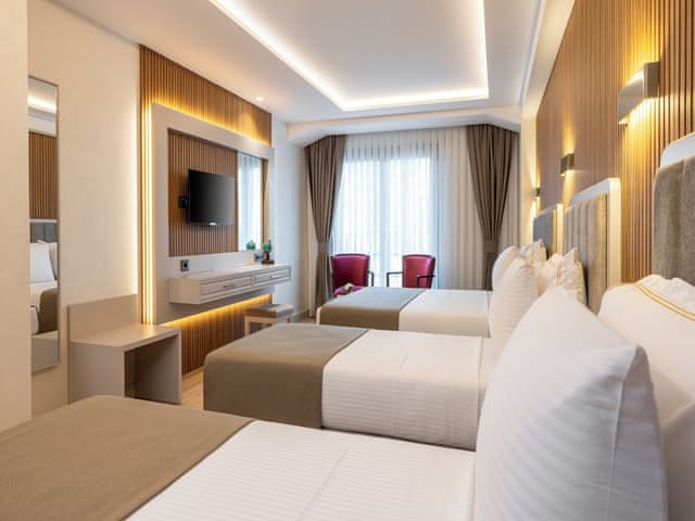 Superior Dört Kişilik Oda