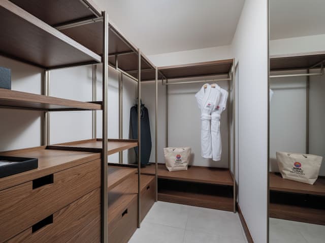 Presidential Süit 3 Yatak Odalı & Özel Havuz Deniz Manzaralı (Topluluk Alanı)