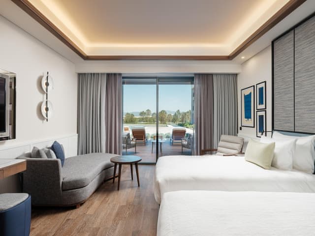 Delüks Yetişkin Havuz Erişimli Oda Deniz Kenarı (Yetişkin Alanı)