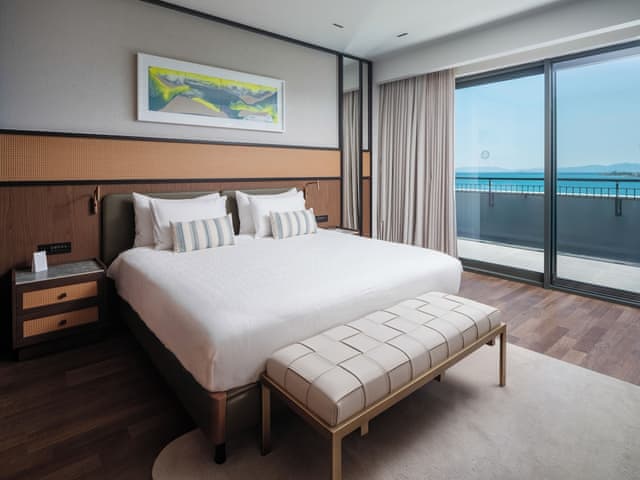 Presidential Süit 3 Yatak Odalı & Özel Havuz Deniz Manzaralı (Topluluk Alanı)