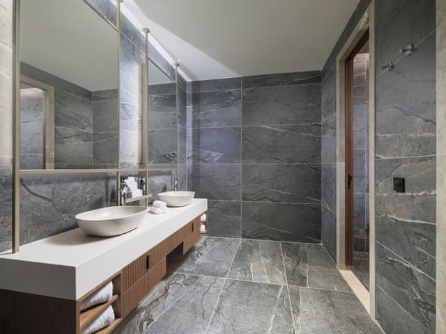 Presidential Süit 2 Yatak Odalı & Özel Havuz Deniz Manzaralı (Topluluk Alanı)