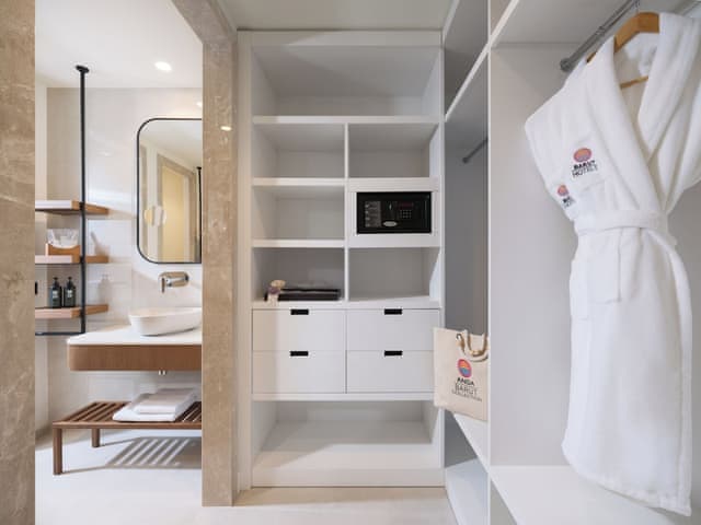 Delüks Aile Süiti Deniz Manzaralı (Aile Bölgesi)