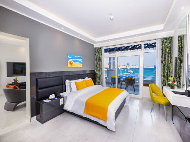 Junior Suite, 1 King Bed, Beach View