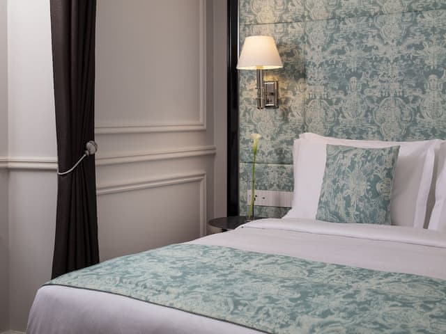 Deluxe Room, 1 Queen Bed