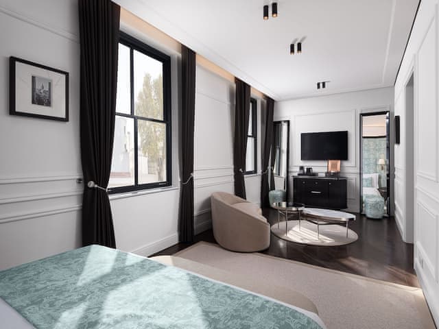 Grand Room, 1 King Bed