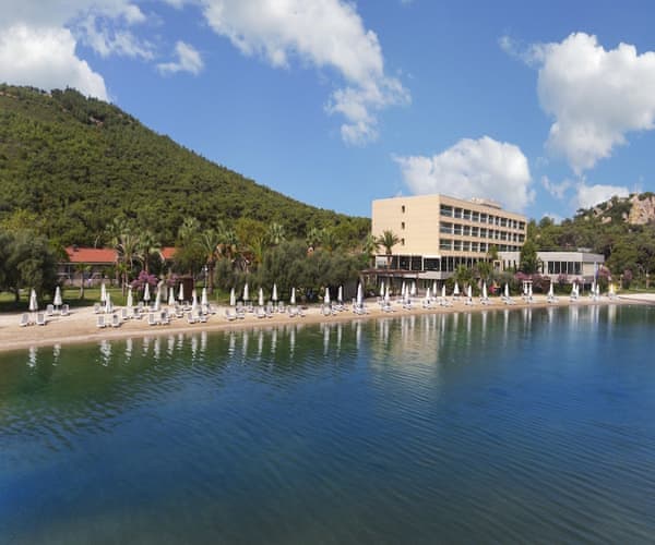 ayvalik islami tatil 2021 halalbooking