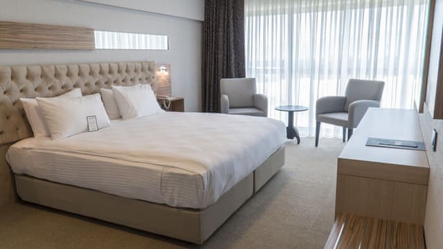 Izmir Alkolsuz Otel Halalbooking