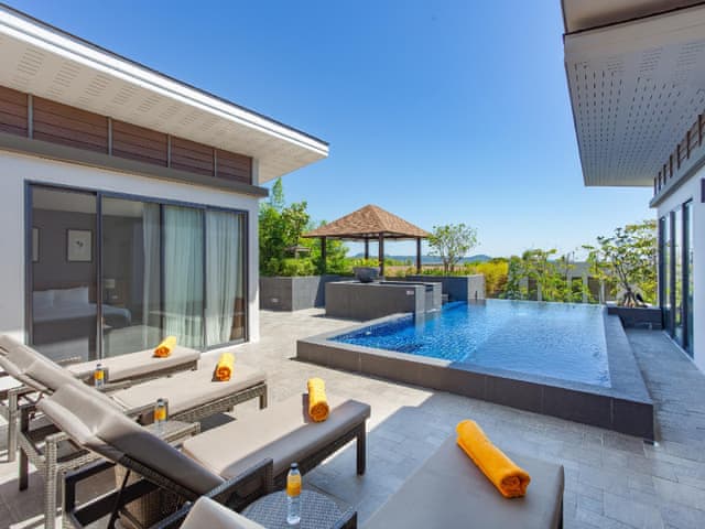 CasaBay 4-Bedroom Partial Sea View Private Pool Villa