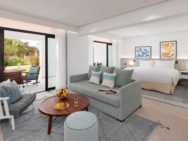 Junior Suite, 1 king-size bed, garden view, terrace
