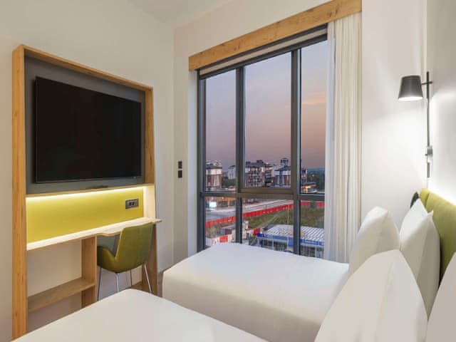 super king room smoking