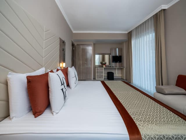 Main Building Sea View Family Room