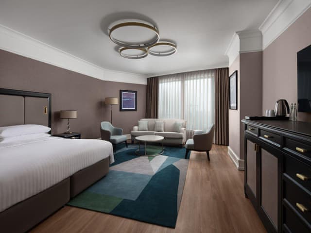 Mclub Sea View Room, M Club level, Guest room, 1 King, Sea view