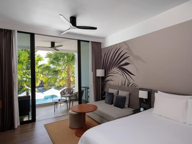 Junior Süit Havuz Manzaralı