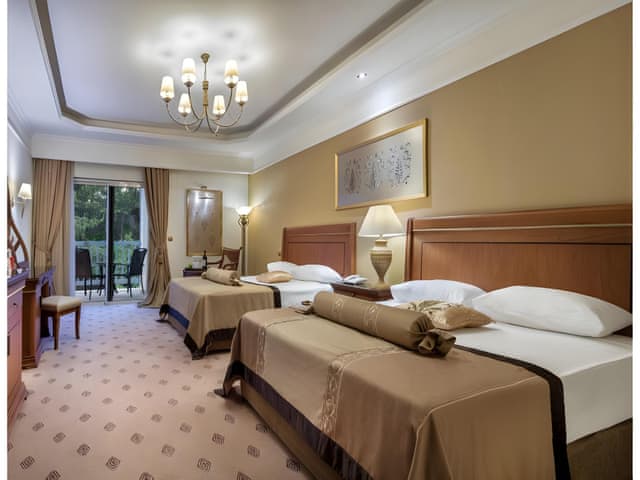 Çift Kişilik veya İki Yataklı Club Oda