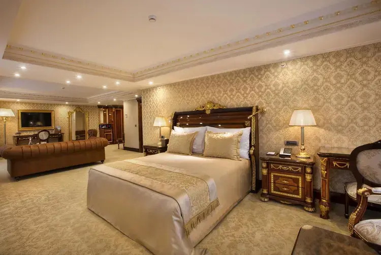 Ottoman’s Life Deluxe Hotel