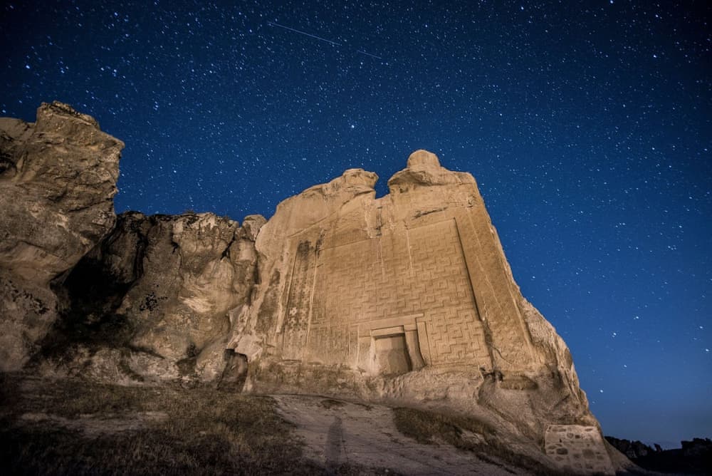 M.Ö. 6. yüzyıldan kalma Mita Tapınağı