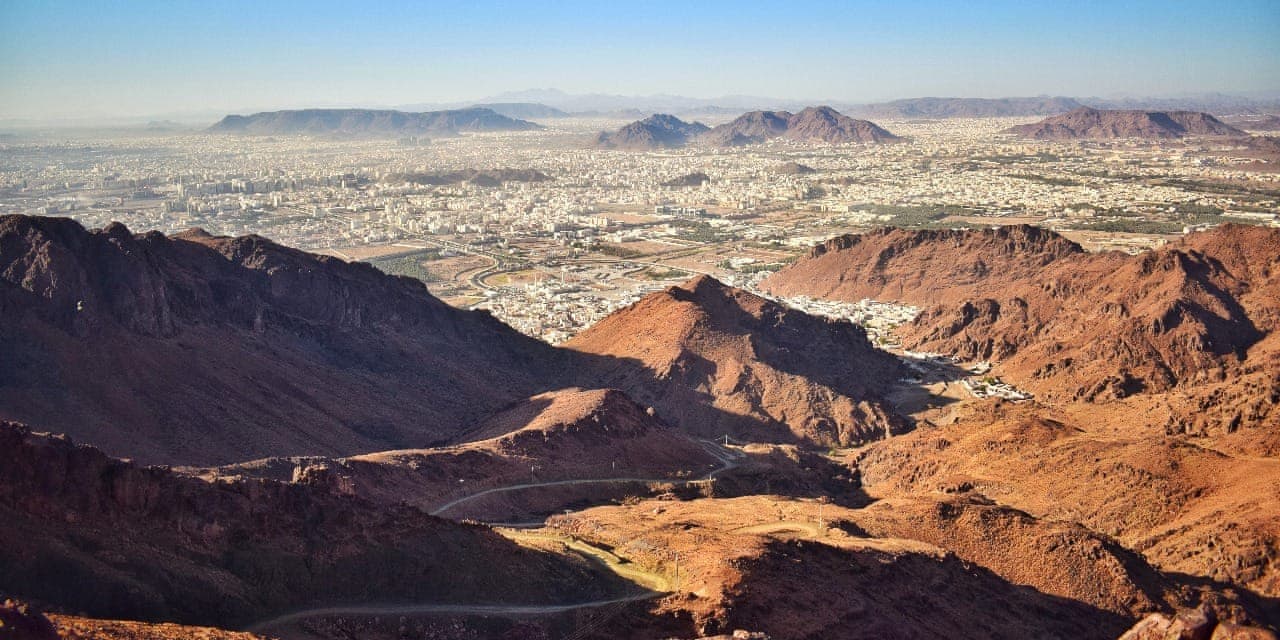 Reisen des Glaubens: Die Hijrah von Mekka nach Medina