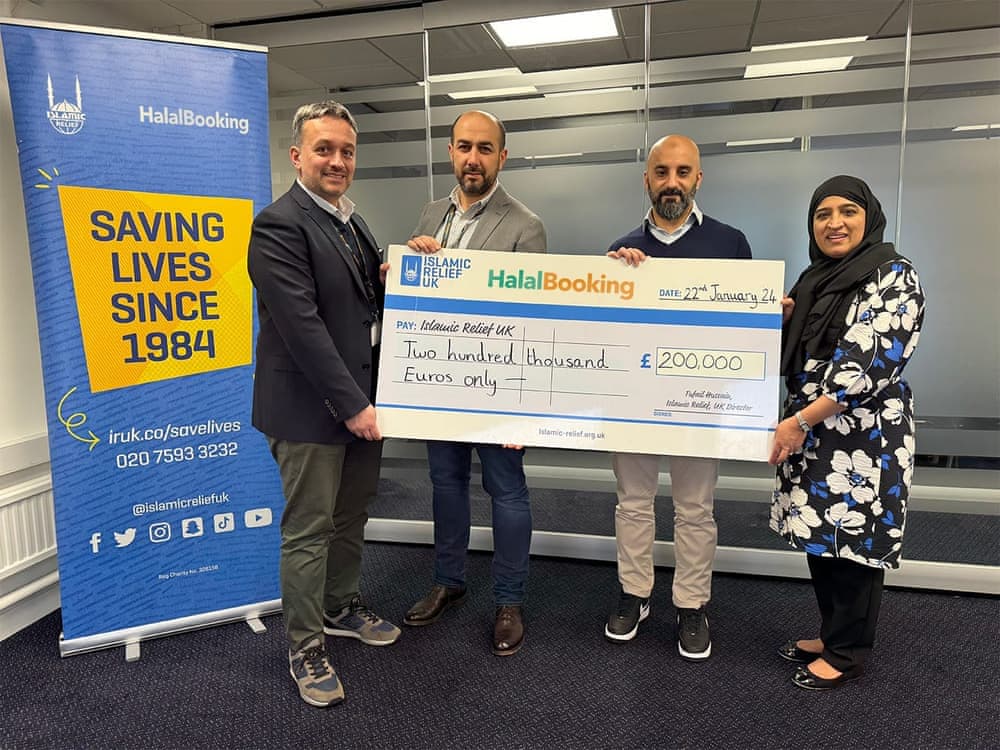 Funds totalling €200,000 have been delivered to Islamic Relief